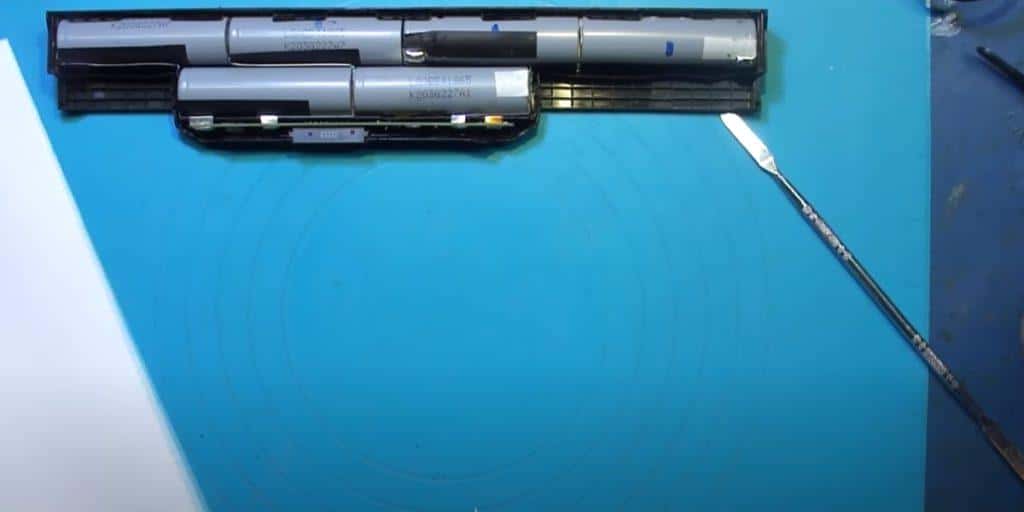 Строение аккумулятора ноутбука и принцип работы