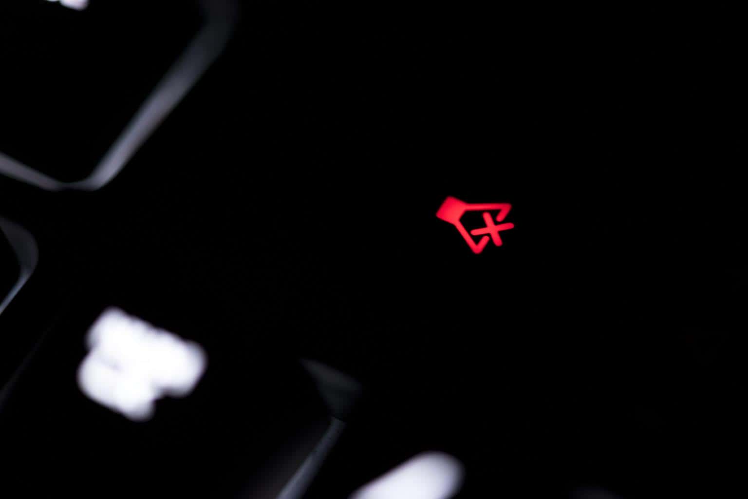 Где принимают аккумуляторы 💻 от ноутбуков за деньги и даром 🧾