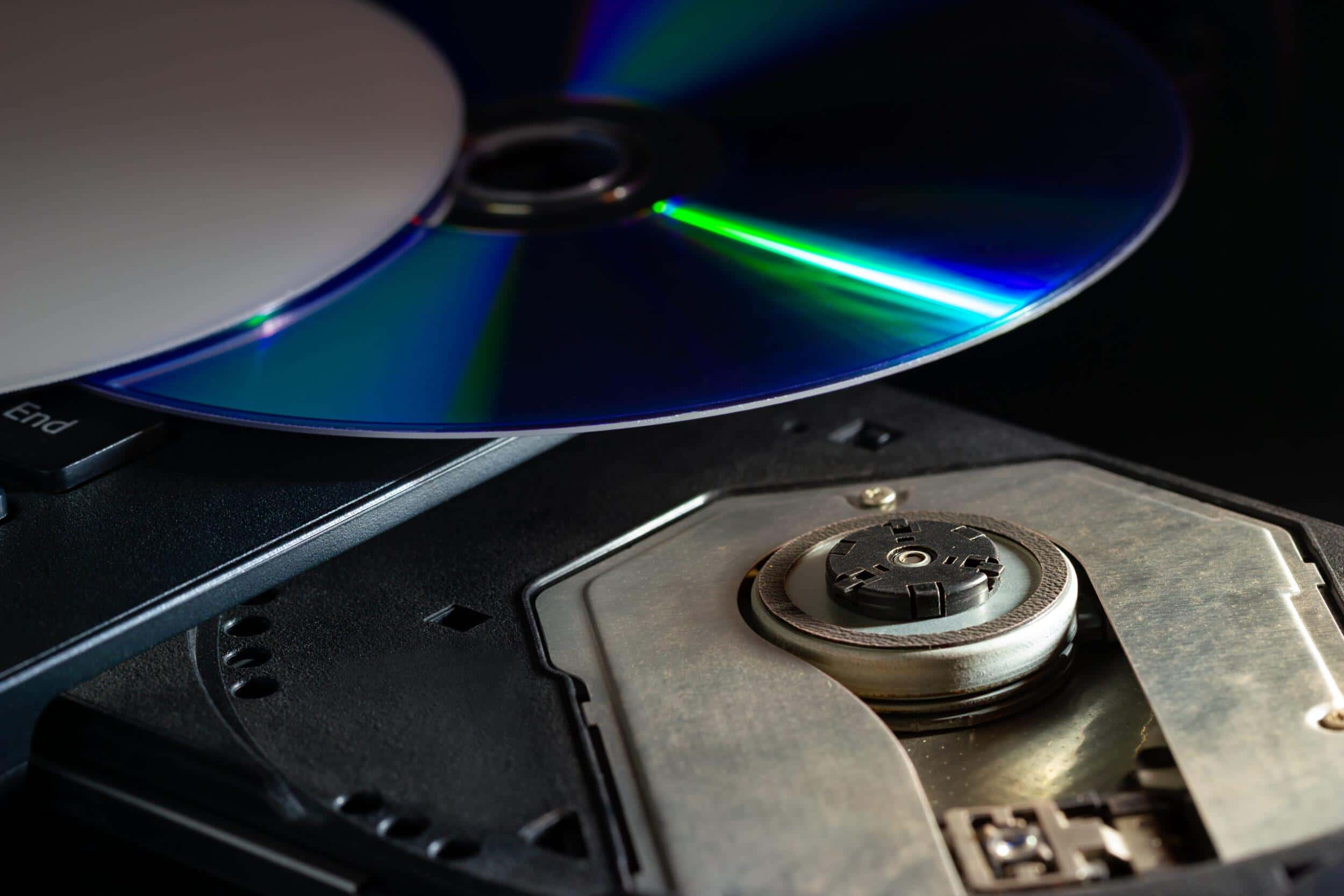 Что делать если Windows 10 не видит CD-DVD-ROM привод?