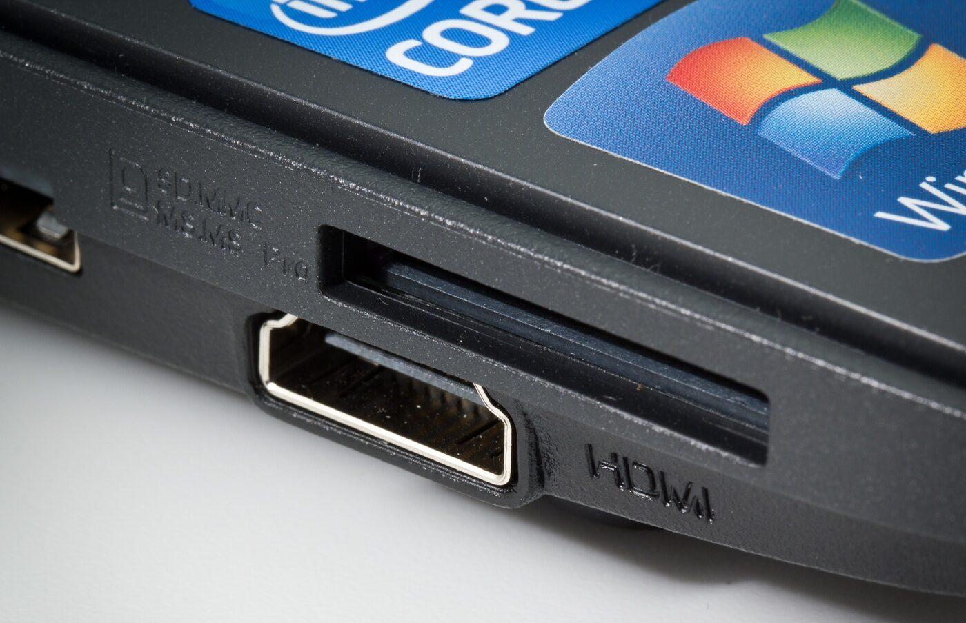 Подключение через кабель HDMI