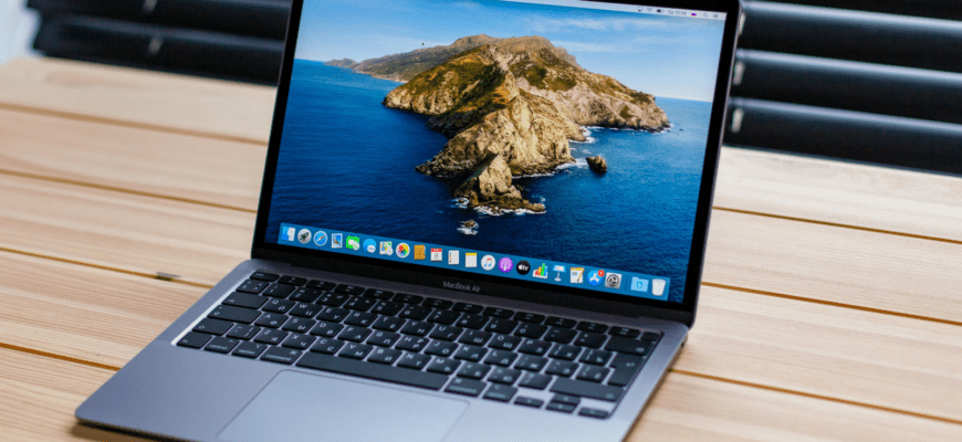 Фирма Apple планирует выпустить 15-дюймовый MacBook Air
